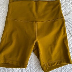LULULEMON Short